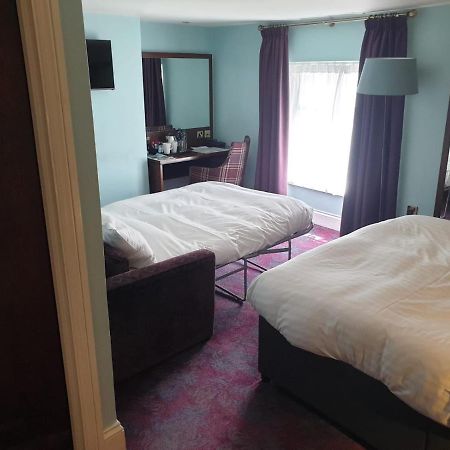 Hotel The Queen'S Head Wetherspoon Tavistock  Esterno foto