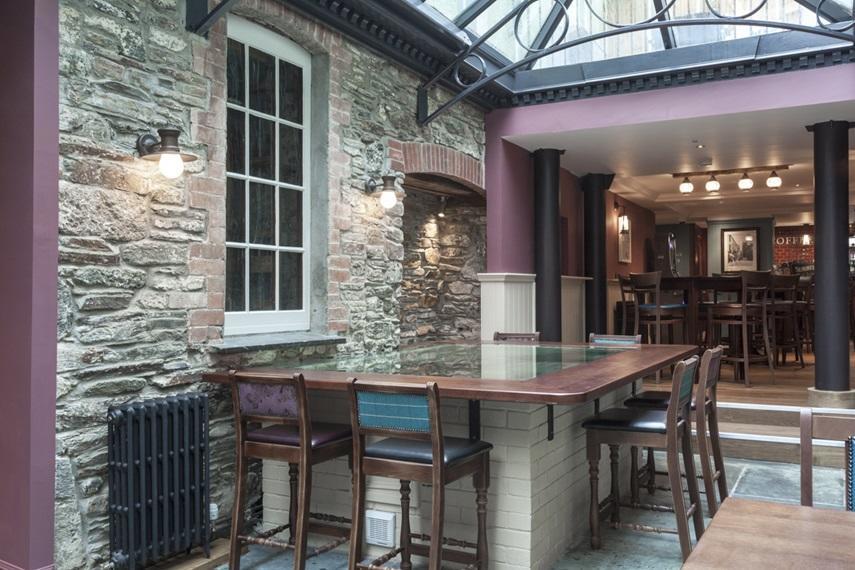 Hotel The Queen'S Head Wetherspoon Tavistock  Esterno foto